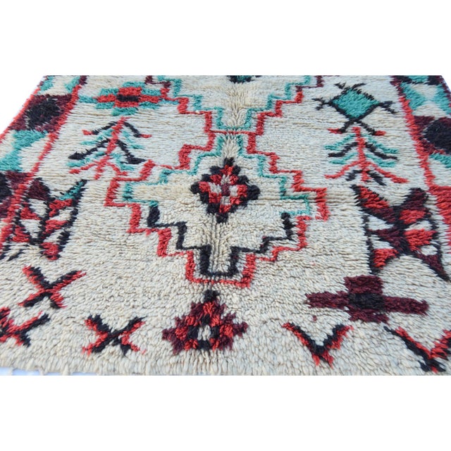 Mid 20th Century Vintage Moroccan Rug - 8'6" X 3'8" For Sale - Image 9 of 10