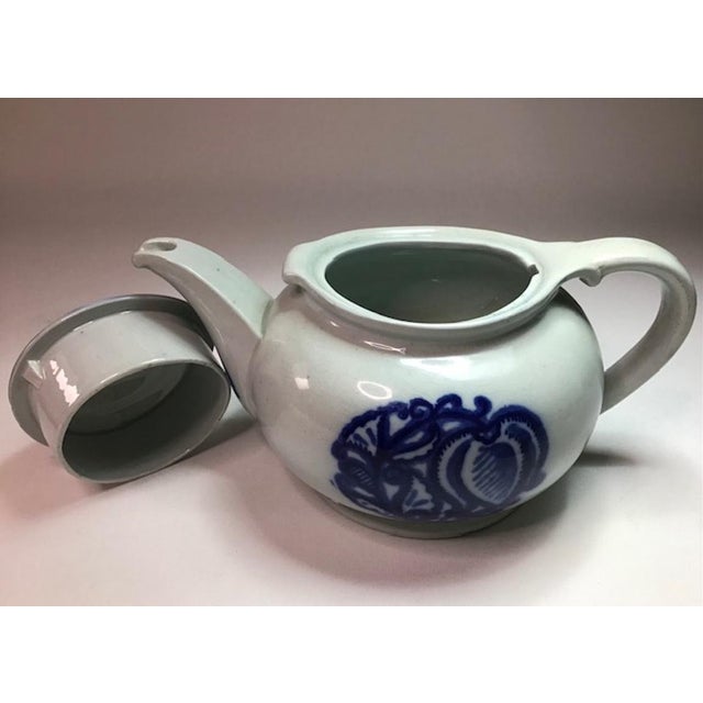 Blue Lilyblå Teapot in Ceramic by Wilhelm Kåge for Gustavsberg, 1917 For Sale - Image 8 of 11
