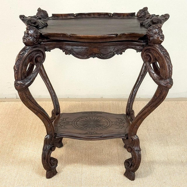 Late 19th Century 19th Century Italian Carved Walnut End Table With Removable Tray For Sale - Image 5 of 18