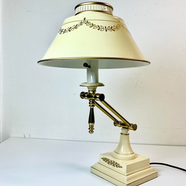 1950s Vintage Boho Chic Neoclassical French Bouilette Tole Articulating Desk Lamp in Cream. For Sale - Image 9 of 11
