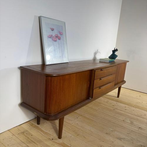Vintage Teak Sideboard with Rounded Edges and Retracting Doors For Sale - Image 6 of 14