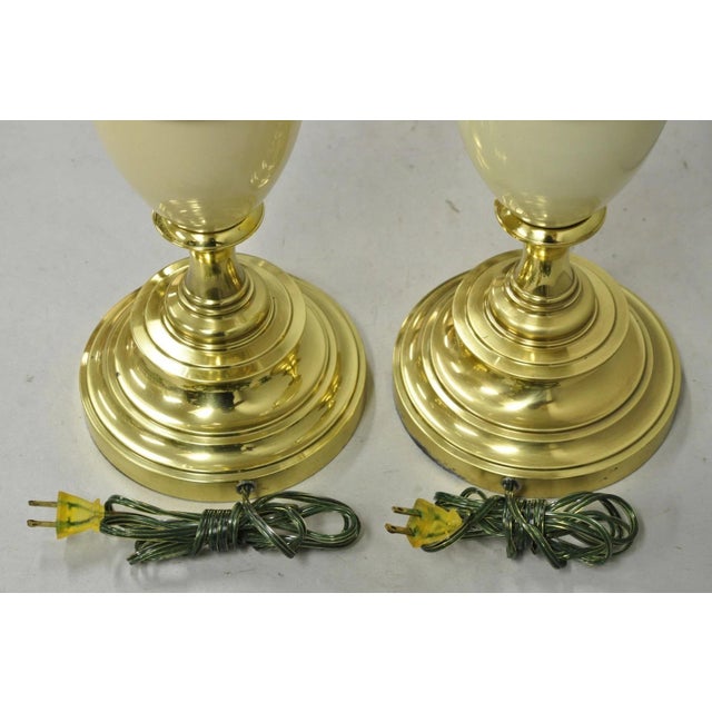 Vintage Stiffel Hollywood Regency Cream Enamel Brass Urn Table Lamps - A Pair For Sale - Image 9 of 12
