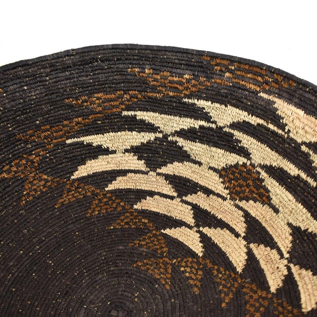Early 20th Century Early 20th Century Zulu Isiquabetho Bowl Basket South Africa For Sale - Image 5 of 7