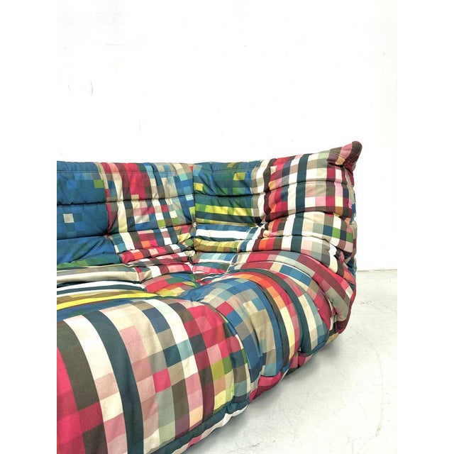 Limited Edition Togo Shanghai 3-Seater Sofa with Armrests by Cristian Zuzunga for Ligne Roset, 2012 For Sale - Image 9 of 15