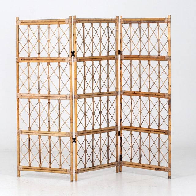 1970s Vintage Bamboo and Rattan Folding Screen, 1970s, Set of 2 For Sale - Image 5 of 5