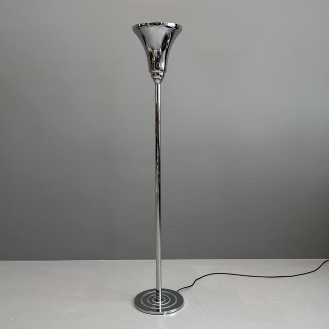 Art Deco Floor Lamp in Chrome, 1930s, in Good conditions. Designed 1920 to 1949 Up to 250V (Europe/UK Standard).The wiring...