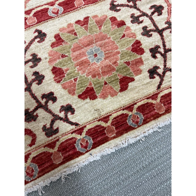 5ft X 7ft 10in Yildiz Suzani Hand Knotted Area Rug For Sale - Image 12 of 12