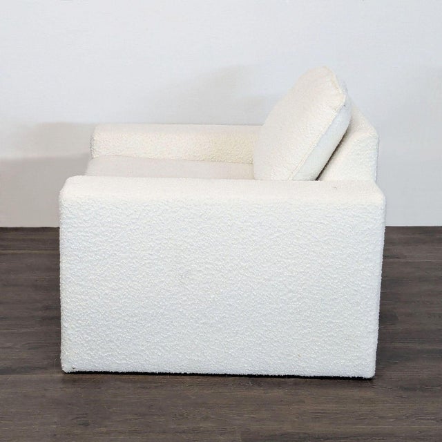 Modern Tov Furniture Maeve Modern White Lounge Chair, Plush Bouclé Upholstery For Sale - Image 3 of 7