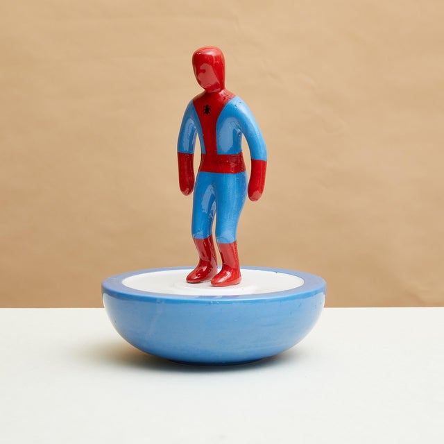 Subbuteo Ornament Sculpture in Double-Mold Ceramic from Artigianato Italiano For Sale - Image 4 of 4