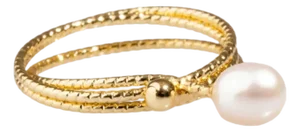 Minimalist Pearl & Gold Elegant Cocktail Ring, Size 4