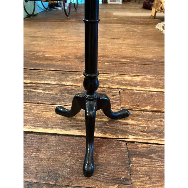 Antique Black & Gilt Chinoiserie Lacquer Tray on Stand End Table For Sale In Philadelphia - Image 6 of 10