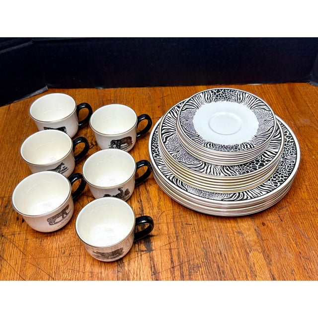 Mid-Century Modern 1970s Prinknash Bewick’s Beastes 24 PCS Dinnerware Set For Sale - Image 3 of 8