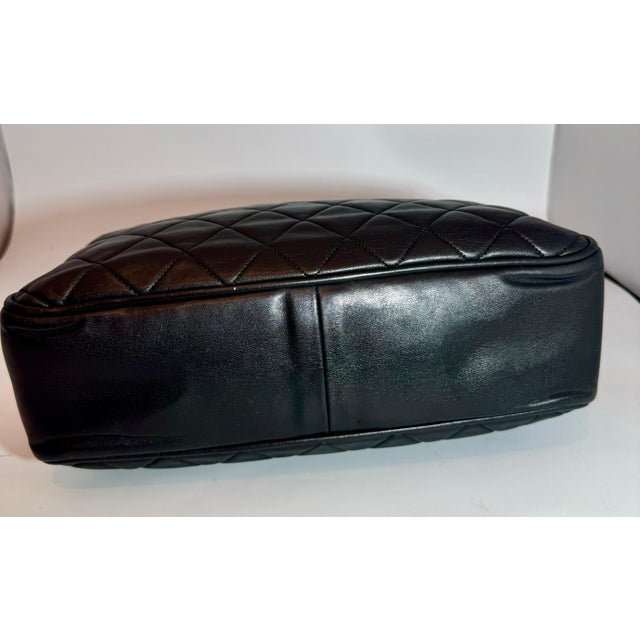 Chanel Quilted Black Caviar Skin Shoulder Bag / Tote, Golden Chain & Hardware For Sale - Image 17 of 18