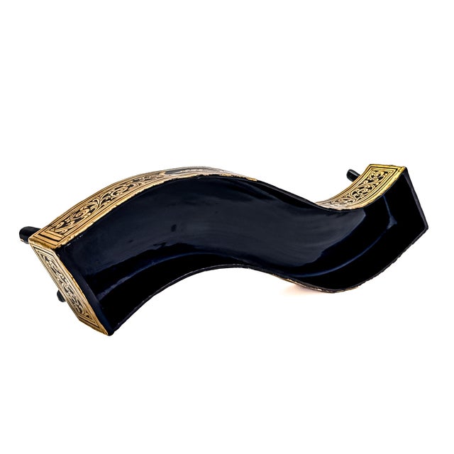 Mid-20th Century Burmese Lacquer Candlesticks and Serpentine Tray, Shwe Zawa Gold Leaf, Set of 3 For Sale In Los Angeles - Image 6 of 10