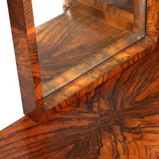 Art Deco Burl Walnut Sculptural Entry Cabinet by Osvaldo Borsani, 1930s For Sale - Image 11 of 14