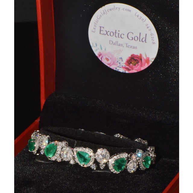 Late 20th Century Gia Natural 15cts Brazilian Emerald Diamond 18k White Gold Bracelet For Sale - Image 12 of 13