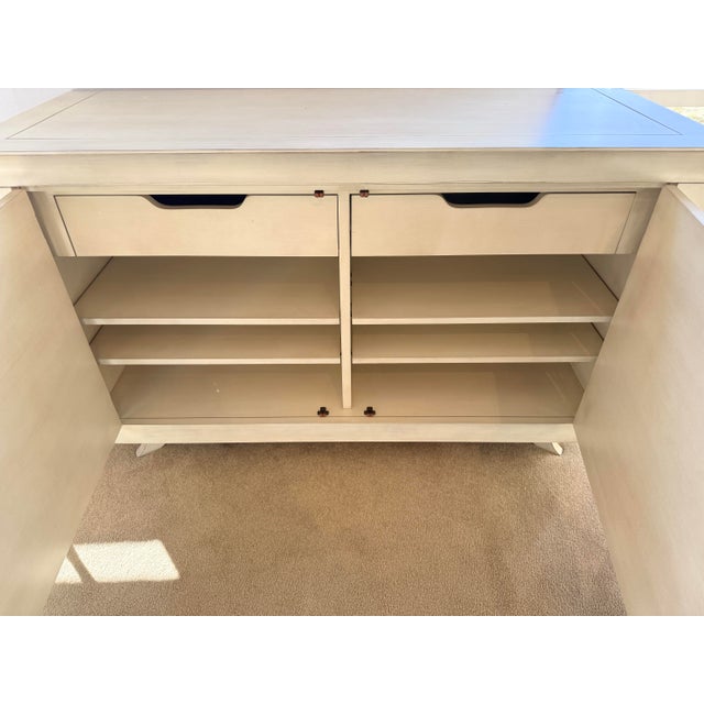 Transitional Hickory Furniture Company Susan Hable Designed White Buffet Sideboard For Sale - Image 3 of 7