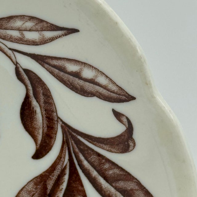 Farmhouse Vintage 1950s Syracuse China Brown Leaf Wreath Scalloped Plates - Set of 2 For Sale - Image 3 of 7