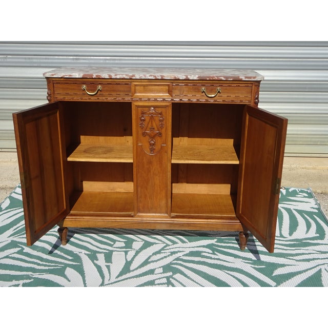 Art Deco Buffet in Walnut and Aleppo Breccia, 1920s For Sale - Image 11 of 18