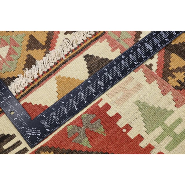 Late 20th Century Vintage Persian Shiraz Kilim Rug - 03'01 X 04'10 For Sale - Image 5 of 9