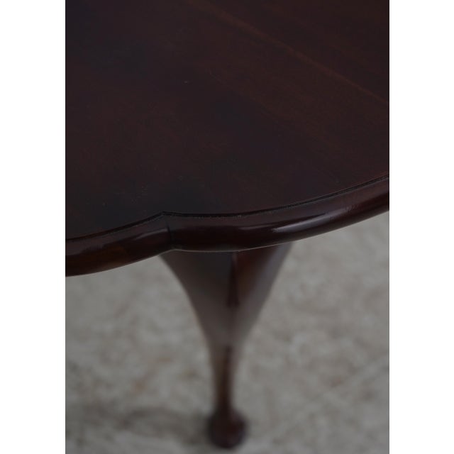 Statton Old Towne Cherry Oval Dining Room Table For Sale In Philadelphia - Image 6 of 18