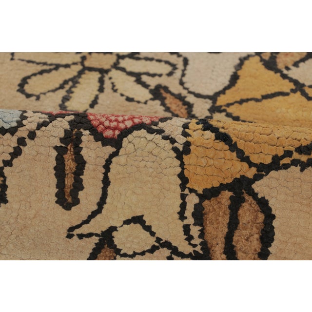 Antique Hooked Rug With Botanical Basket Medallion Design - Rug & Kilim For Sale In New York - Image 6 of 7