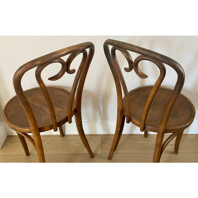 Brown Antique Vintage Thonet Style Bentwood Sweetheart Bistro Chairs- A Pair For Sale - Image 8 of 14