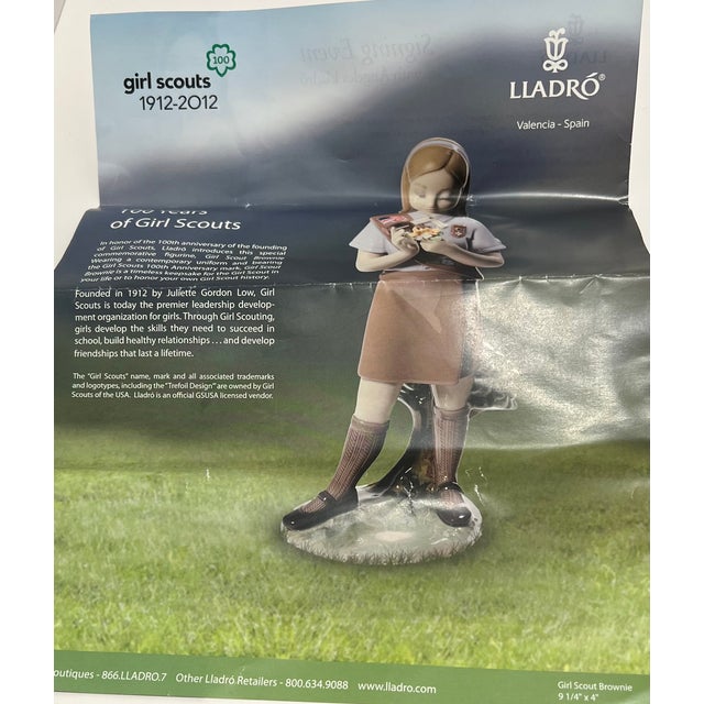 Lladro Year of the Girl / Girl Scout Brownie Porcelain Figurine For Sale - Image 9 of 15