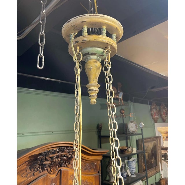 Early 20th Century French Louis XV Style Painted Wood Eight-Light Chandelier For Sale In Dallas - Image 6 of 13