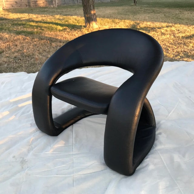 1990s Postmodern Sculptural Cantilever Tongue Chair | Chairish
