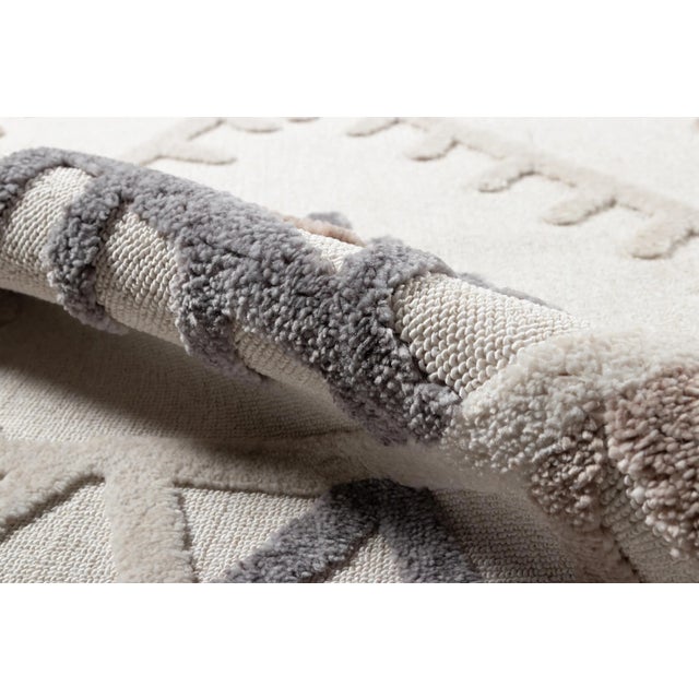 Momeni Odessa Illona Ivory 2'3" X 8' Runner For Sale - Image 4 of 9