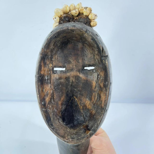 Early 20th Century Early 20th Century Dan Guerre Guere Bird Mask with Shells and Brass Bell Cote d'Ivoire For Sale - Image 5 of 8