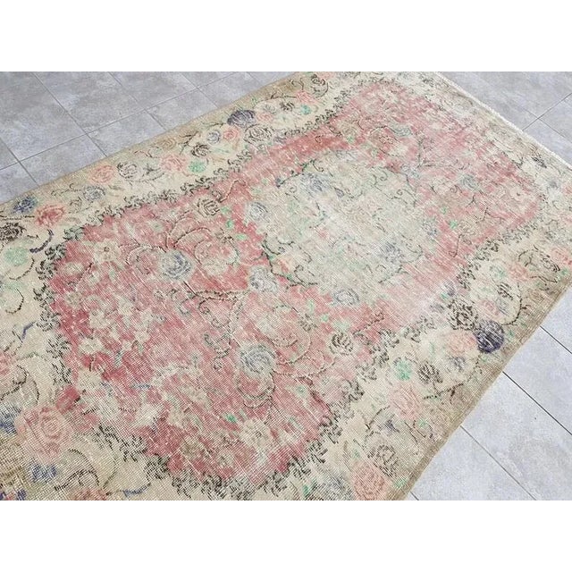 Art Deco 1960s 6x10 Geometric Design Floral Carpet For Sale - Image 3 of 10