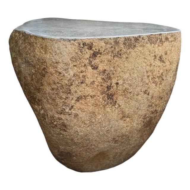 Vintage Outdoor Rustic Boulder Stool / Side Table For Sale