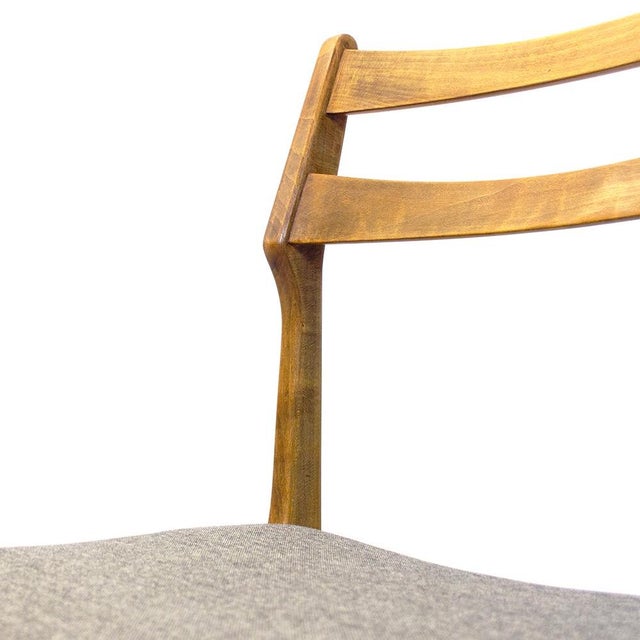 1960s Mid-Century Modern Dining Chair in Fabric and Wood, Spain, 1960s For Sale - Image 5 of 7