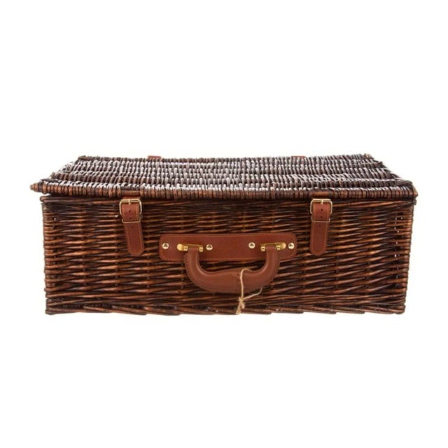 Kim Seybert Cobalt and White Chinoiserie Picnic Basket - 30 Pieces For Sale - Image 12 of 12
