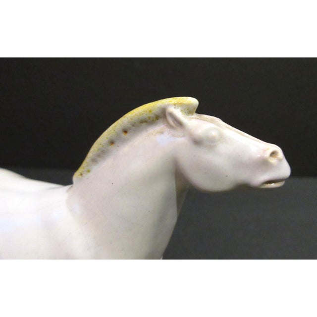 Modern Vintage Tony Bennett Handmade Independent Studio Art Pottery Horse Sculpture Uk For Sale - Image 3 of 12