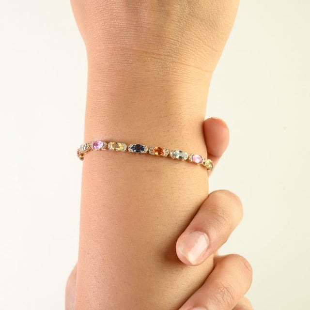 Luxury 6.13Ct Multi Sapphire & Diamond Halo Contemporary Tennis Bracelet in 14k Gold For Sale - Image 4 of 13