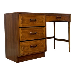 Lane Acclaim Mid-Century Modern 4-Drawer Writing Desk For Sale