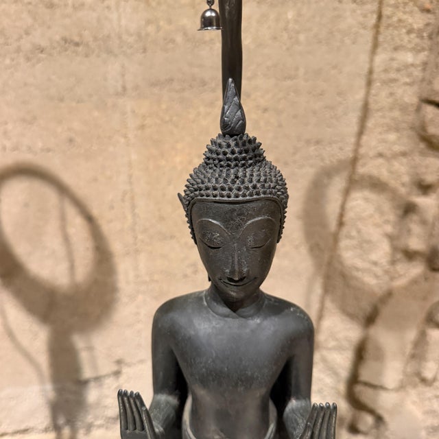 Metal Antique Thai/Khmer-Style Bronze Standing Buddha Table Lamps Hollywood Regency For Sale - Image 7 of 18