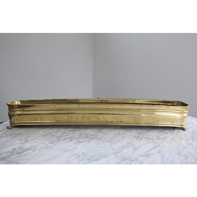 Gold Mid-Century Hollywood Regency Planter in Brass For Sale - Image 8 of 9