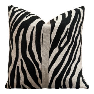 Handcrafted Decorative Pillow Case For Sale