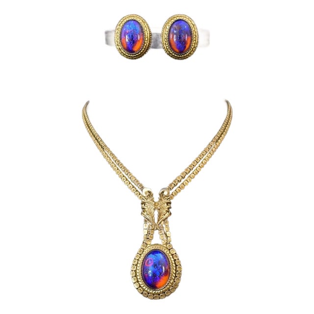 Whiting & Davis Dragon’s Breath 1940s Necklace & Earrings Set For Sale