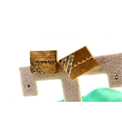 Rectangular Cufflinks in Yellow Gold with Brilliant-Cut Diamonds, Set of 2 For Sale - Image 3 of 7