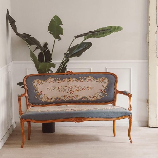 Louis XV Style Bench with Tapestry Upholstery, 1920 For Sale - Image 13 of 13