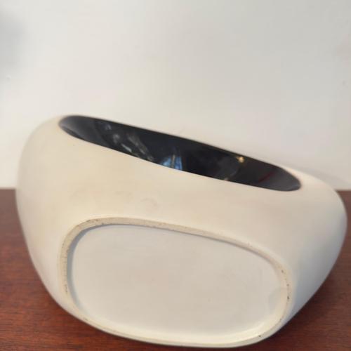 Mid-Century Modern Abstract Ceramic Vase in Black and White Glaze, Italy, 1980s For Sale - Image 4 of 10