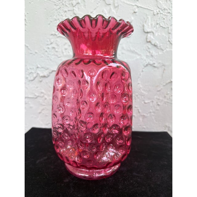 1970s Vintage Fenton Cranberry Pinch Coin Dot Overlay Art Glass Vase With Ruffled Rim – 8.25” For Sale - Image 5 of 11