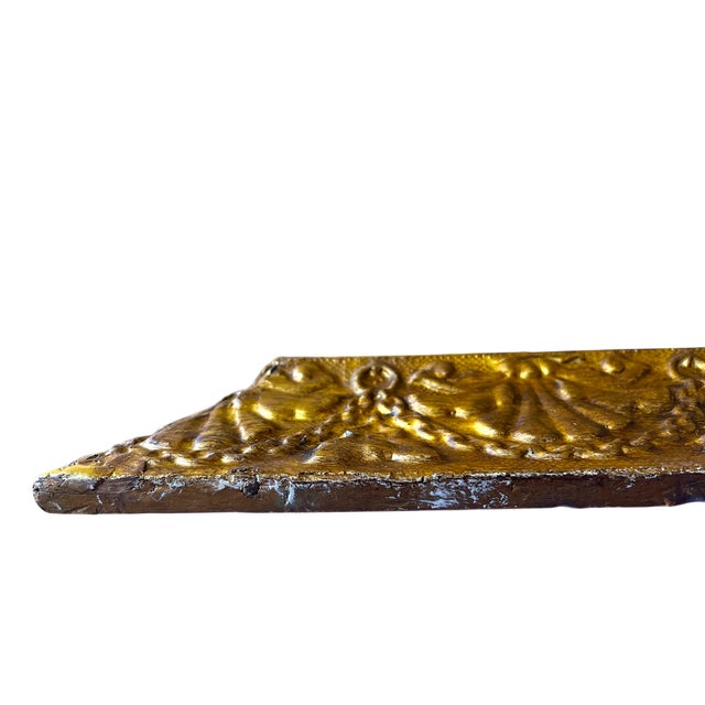 Mid 19th Century Antique Louis XVI Giltwood Frame With Shell & Garland Detailing, 19th Century For Sale - Image 5 of 12