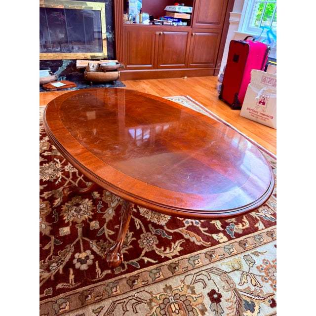 Ethan Allen Ethan Allen 18th Century Chippendale Style Banded Mahogany Oval Coffee Table With Claw and Ball Feet For Sale - Image 4 of 13