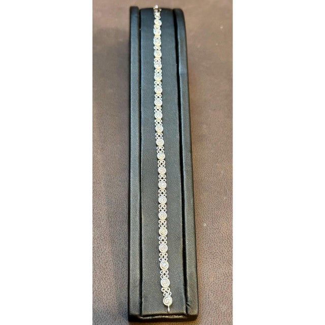 21 Round Diamond 4-5 Pointer Each Tennis Bracelet in 14 K White Gold, 1.0 Ct For Sale - Image 9 of 11